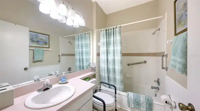 Listing Photo 31