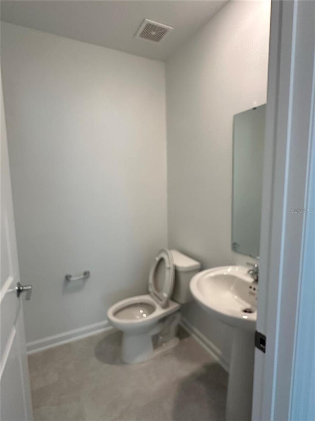 Listing Photo 10