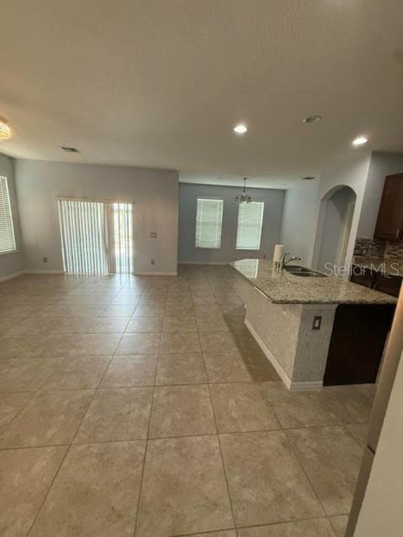 Listing Photo 9