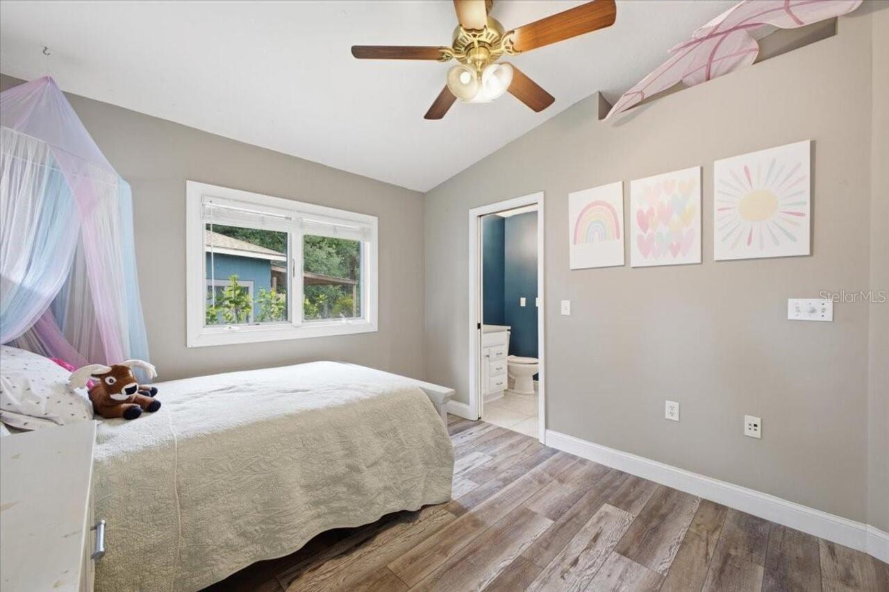 Listing Photo 21