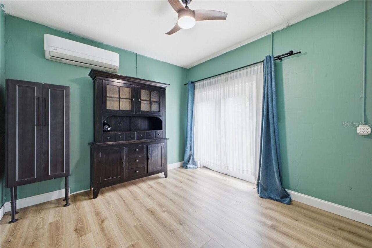 Listing Photo 33