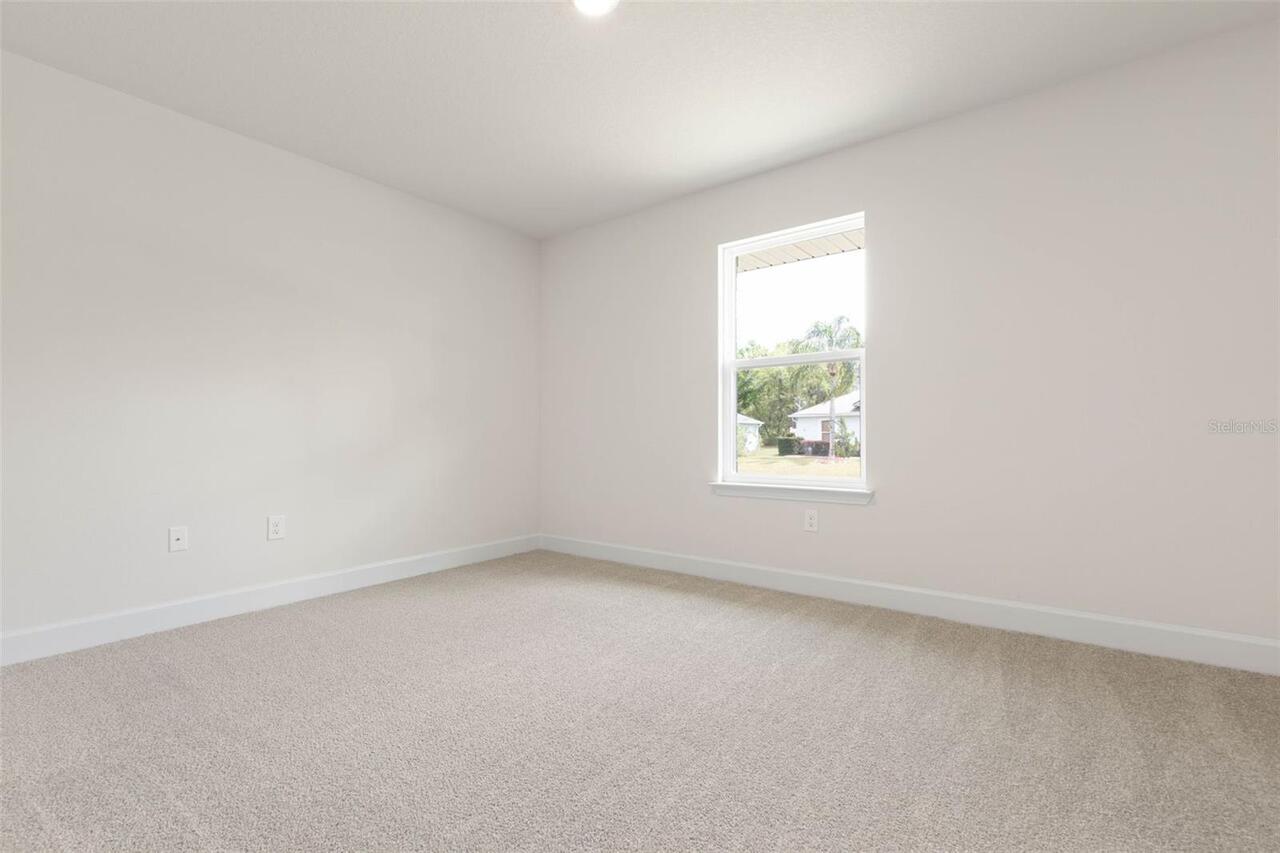Listing Photo 28