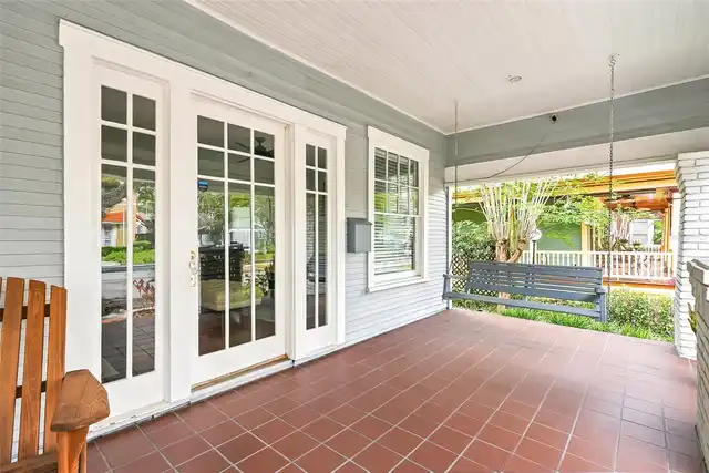 Listing Photo 10