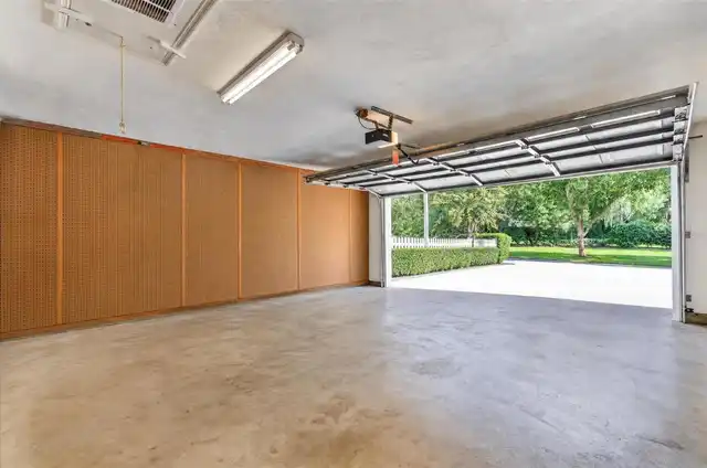 Listing Photo 20