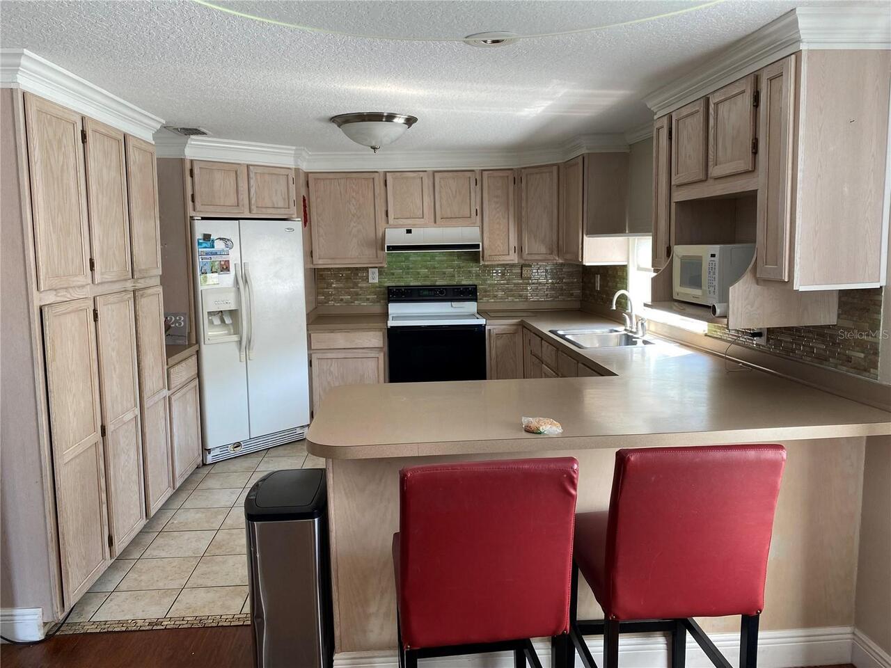 Listing Photo 6