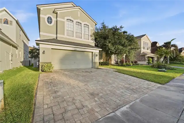 Listing Photo 6