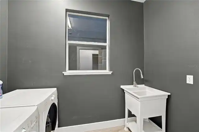 Listing Photo 28