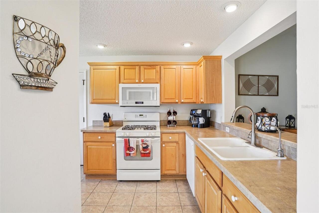 Listing Photo 17