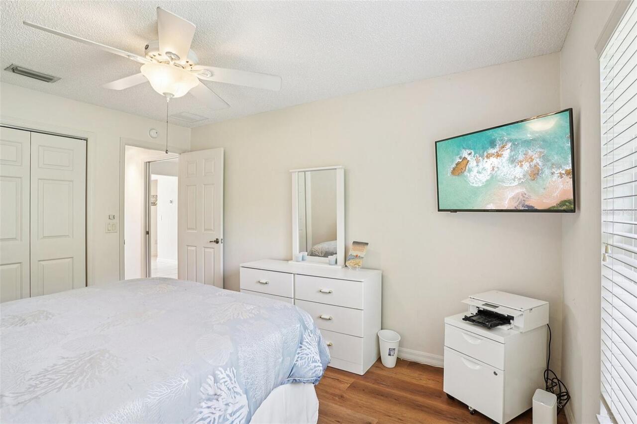 Listing Photo 32