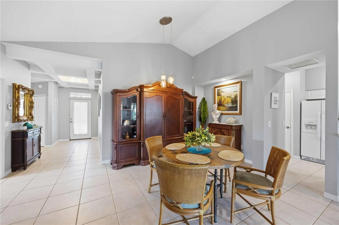Listing Photo 17