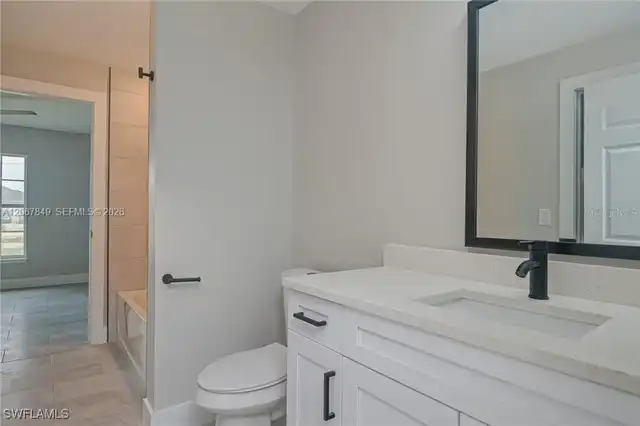 Listing Photo 14