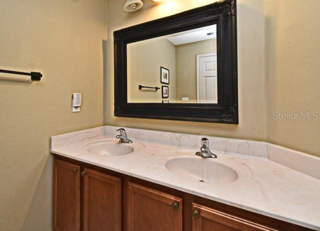 Listing Photo 43