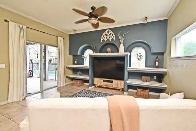 Listing Photo 11