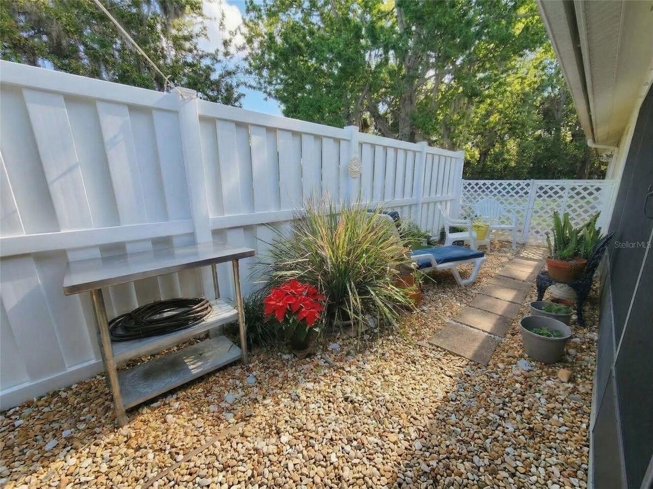 Listing Photo 18