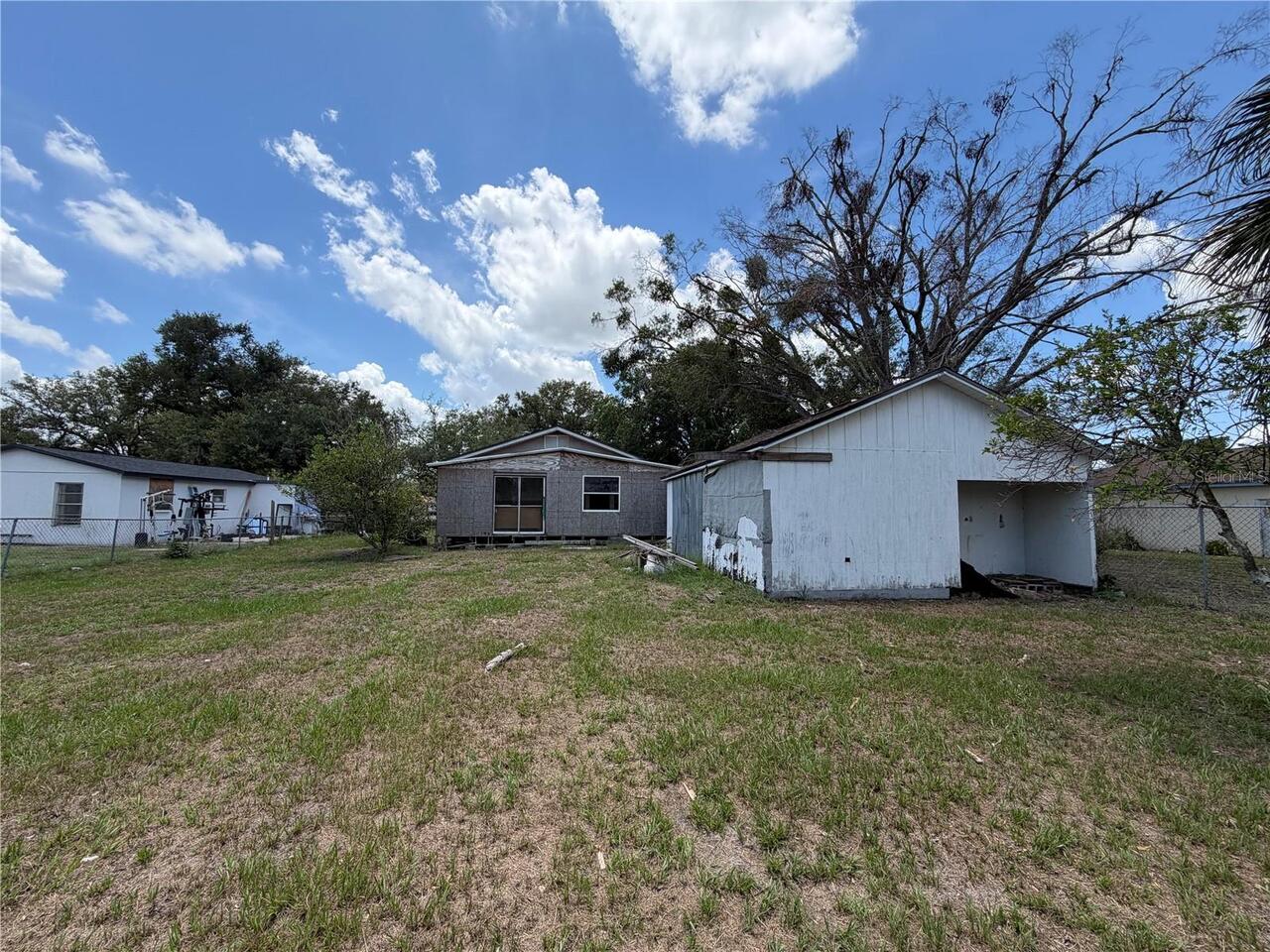 Listing Photo 14