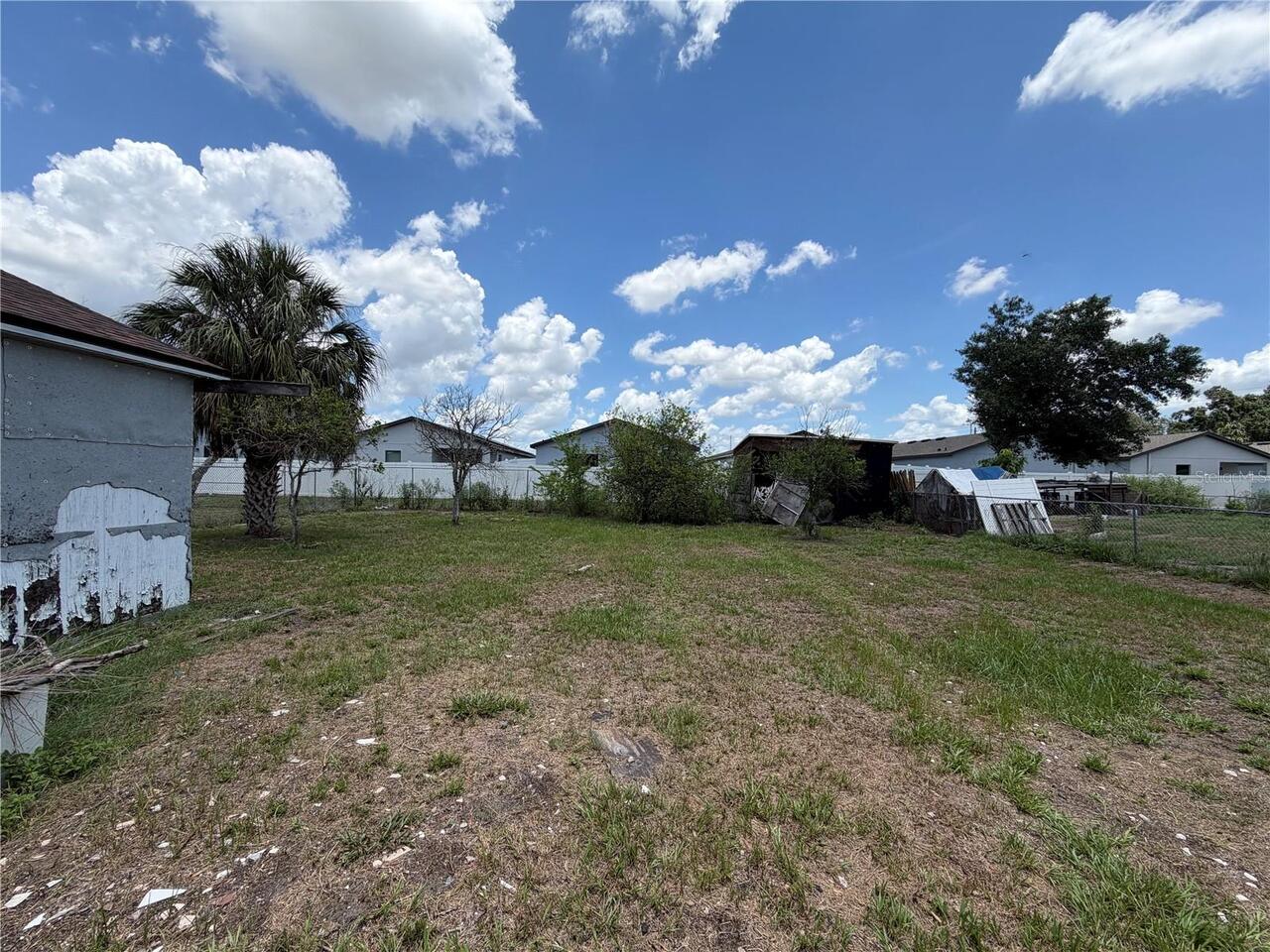 Listing Photo 16