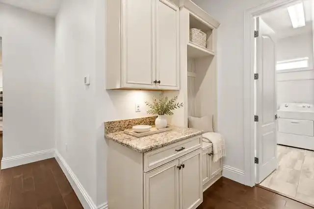 Listing Photo 21