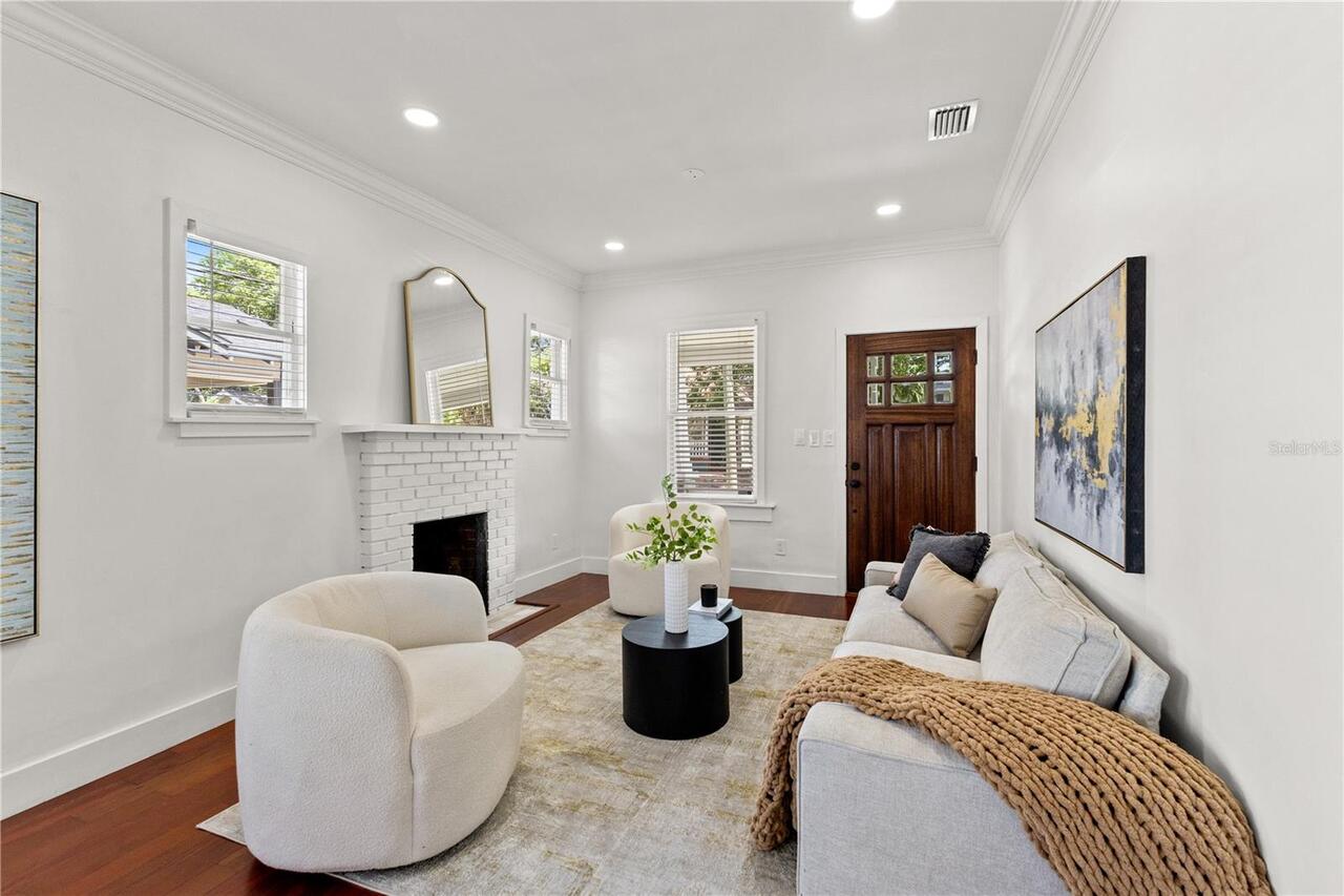Listing Photo 8