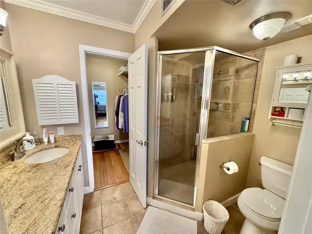 Listing Photo 9