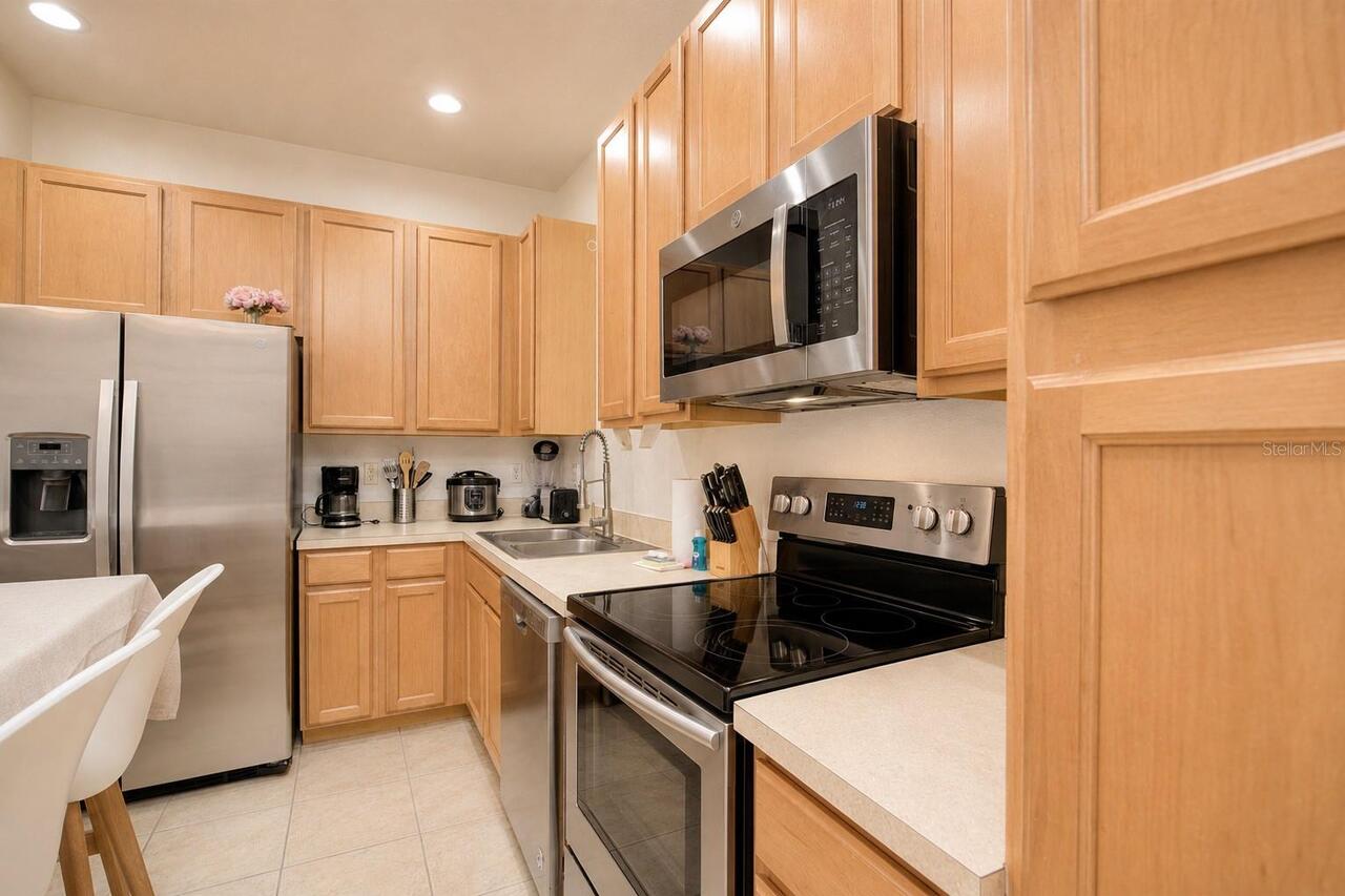 Listing Photo 8
