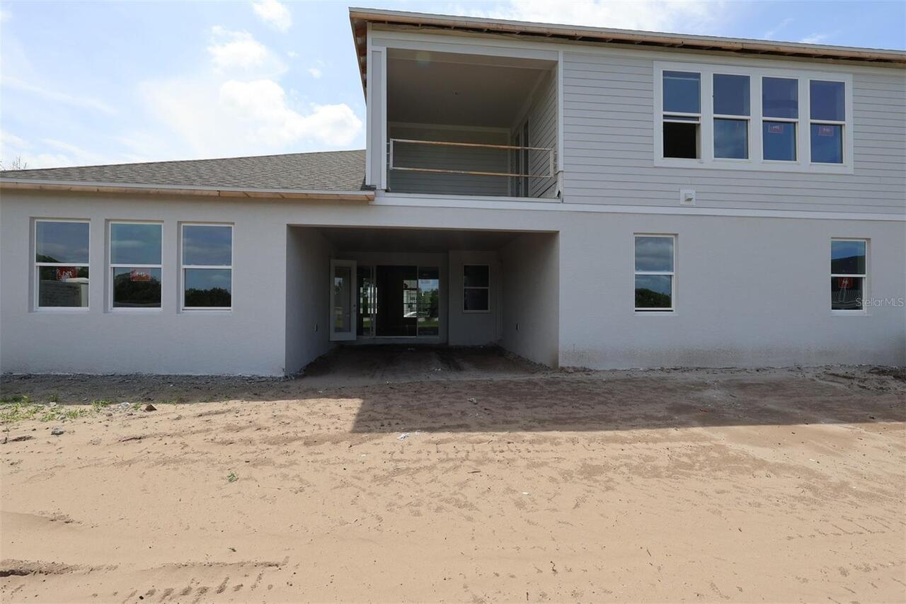 Listing Photo 12