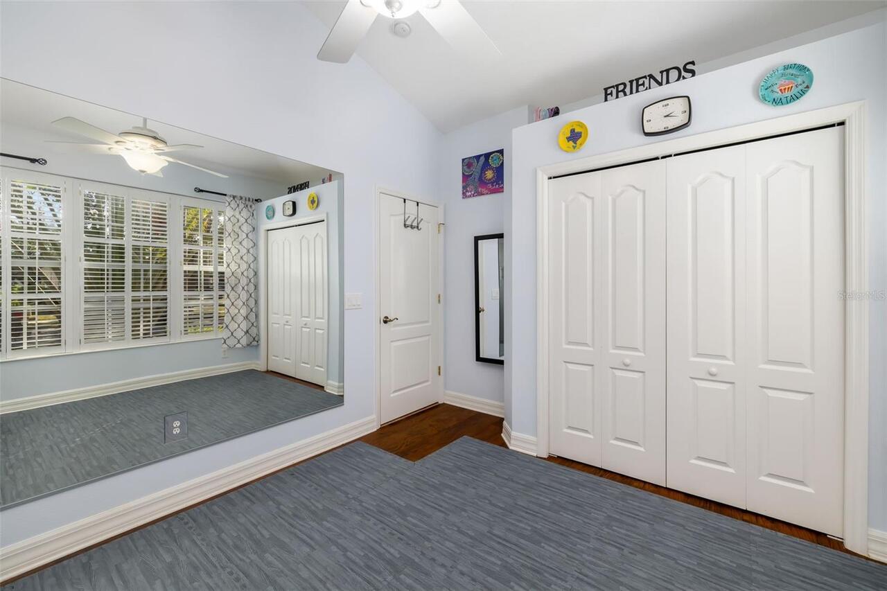 Listing Photo 43