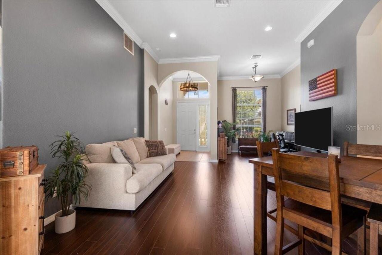 Listing Photo 8