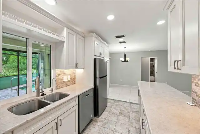 Listing Photo 13