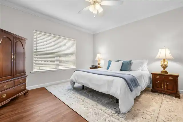 Listing Photo 18