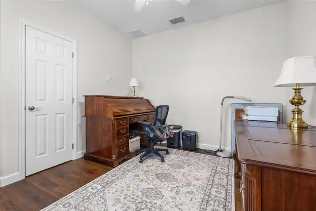 Listing Photo 32