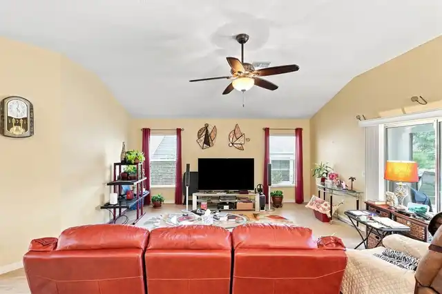 Listing Photo 32