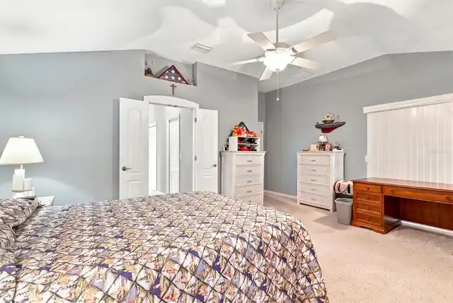 Listing Photo 34