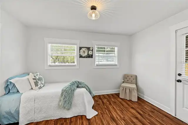 Listing Photo 18