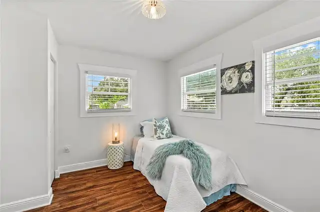 Listing Photo 19
