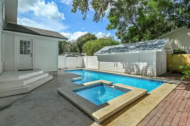 Listing Photo 34