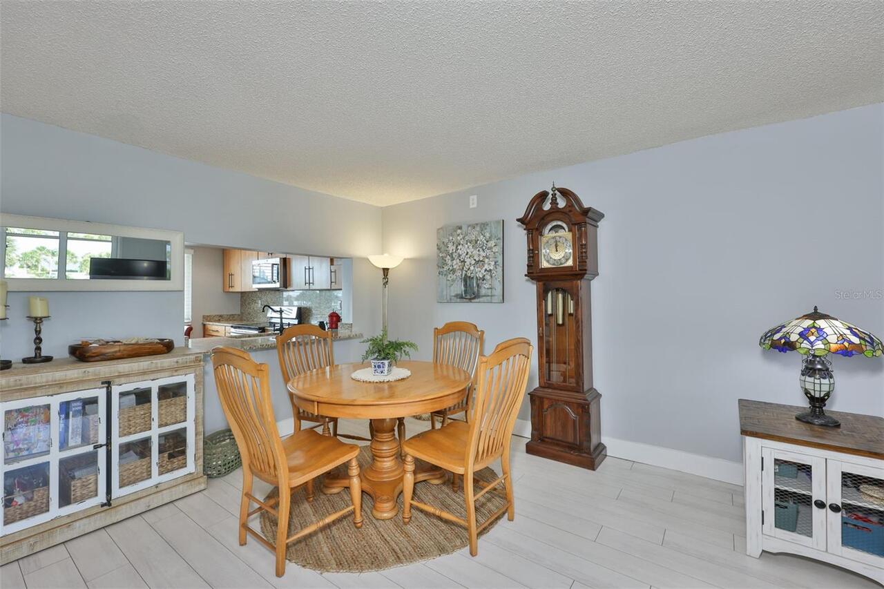 Listing Photo 13