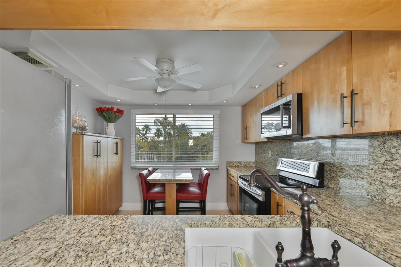 Listing Photo 14