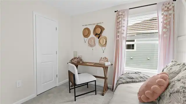 Listing Photo 10