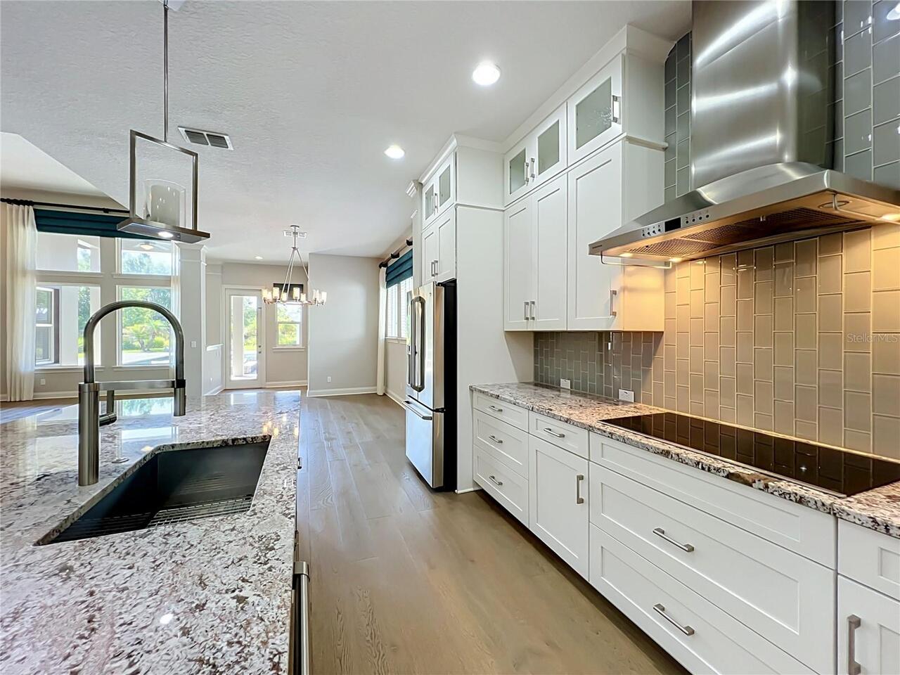 Listing Photo 17