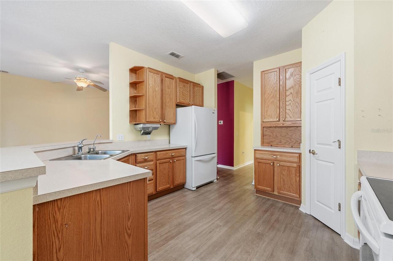 Listing Photo 7