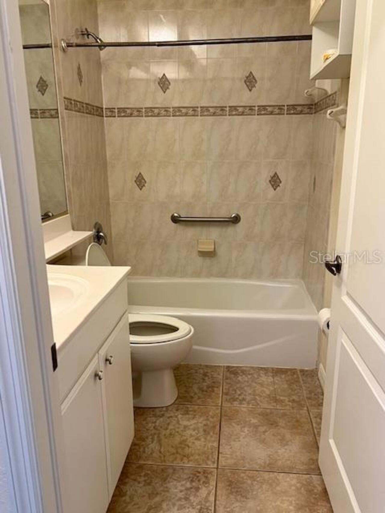 Listing Photo 11