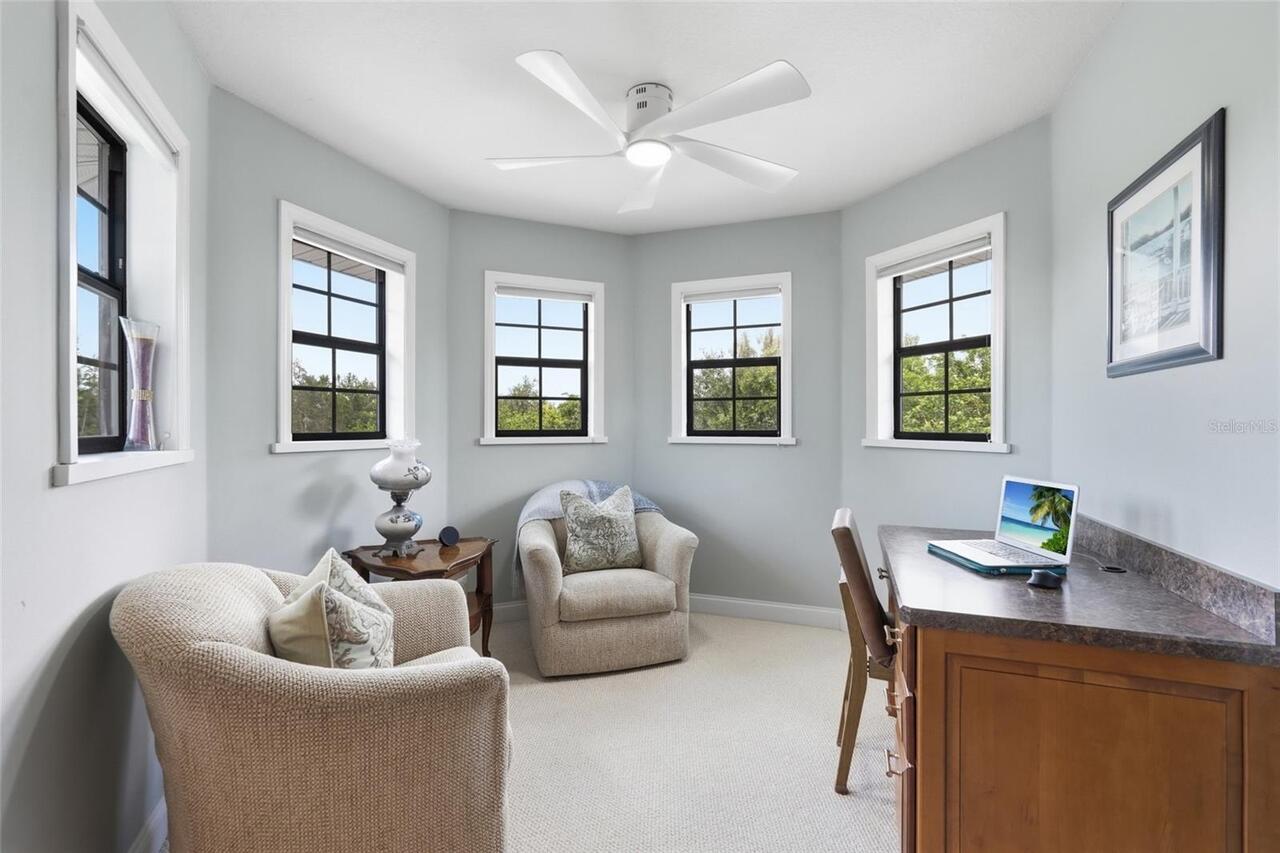 Listing Photo 18