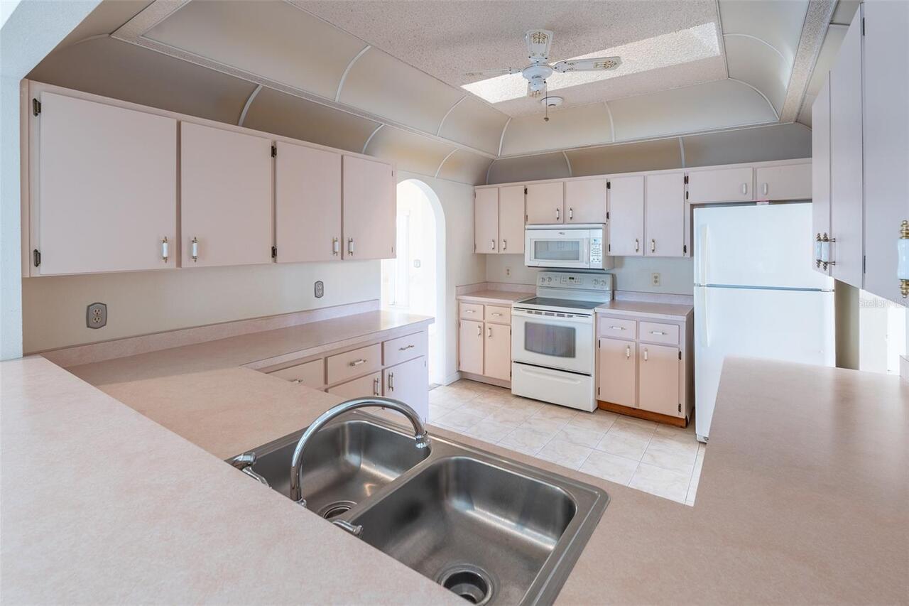 Listing Photo 15