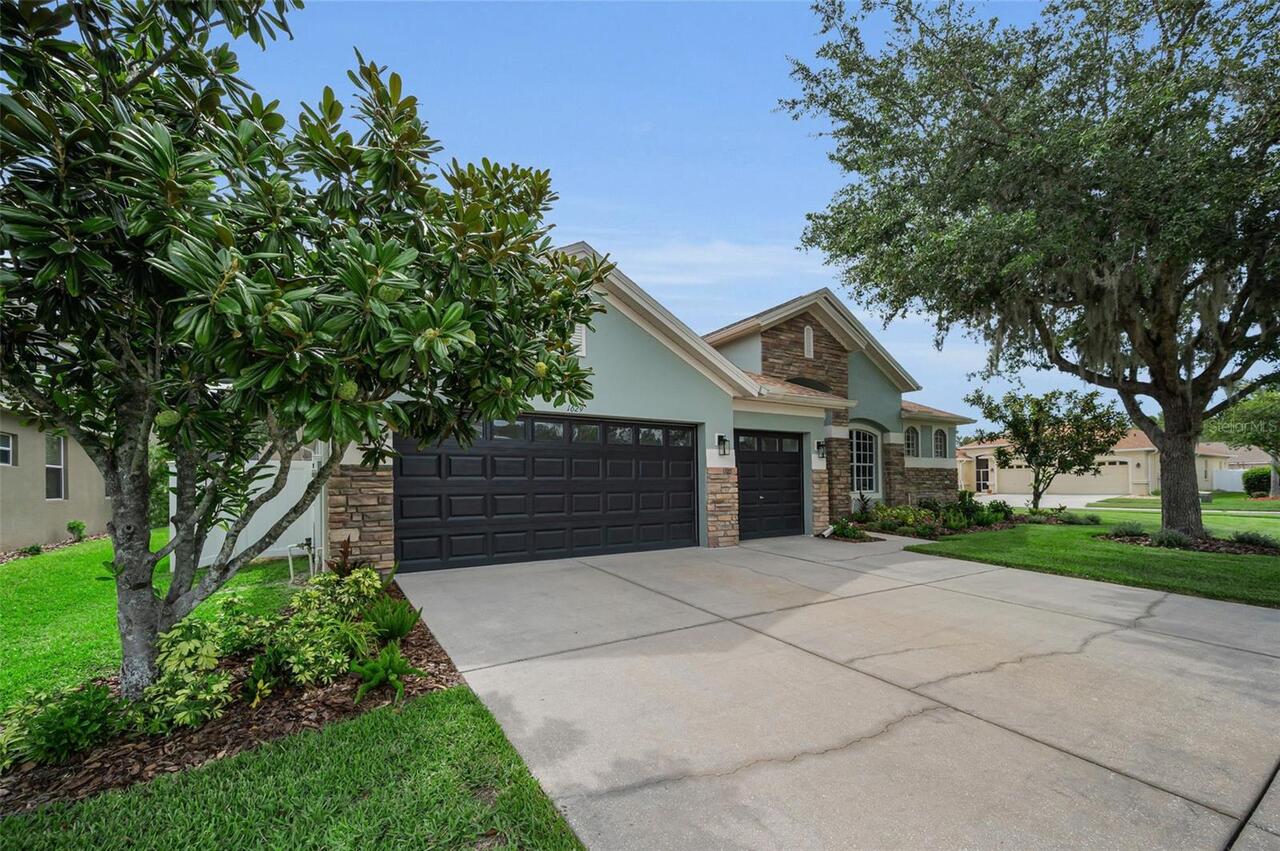 Listing Photo 12