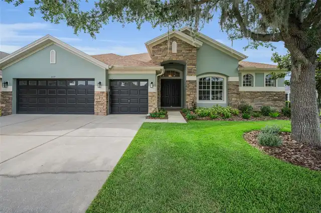 Listing Photo 8