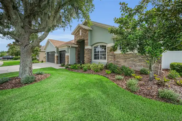 Listing Photo 16