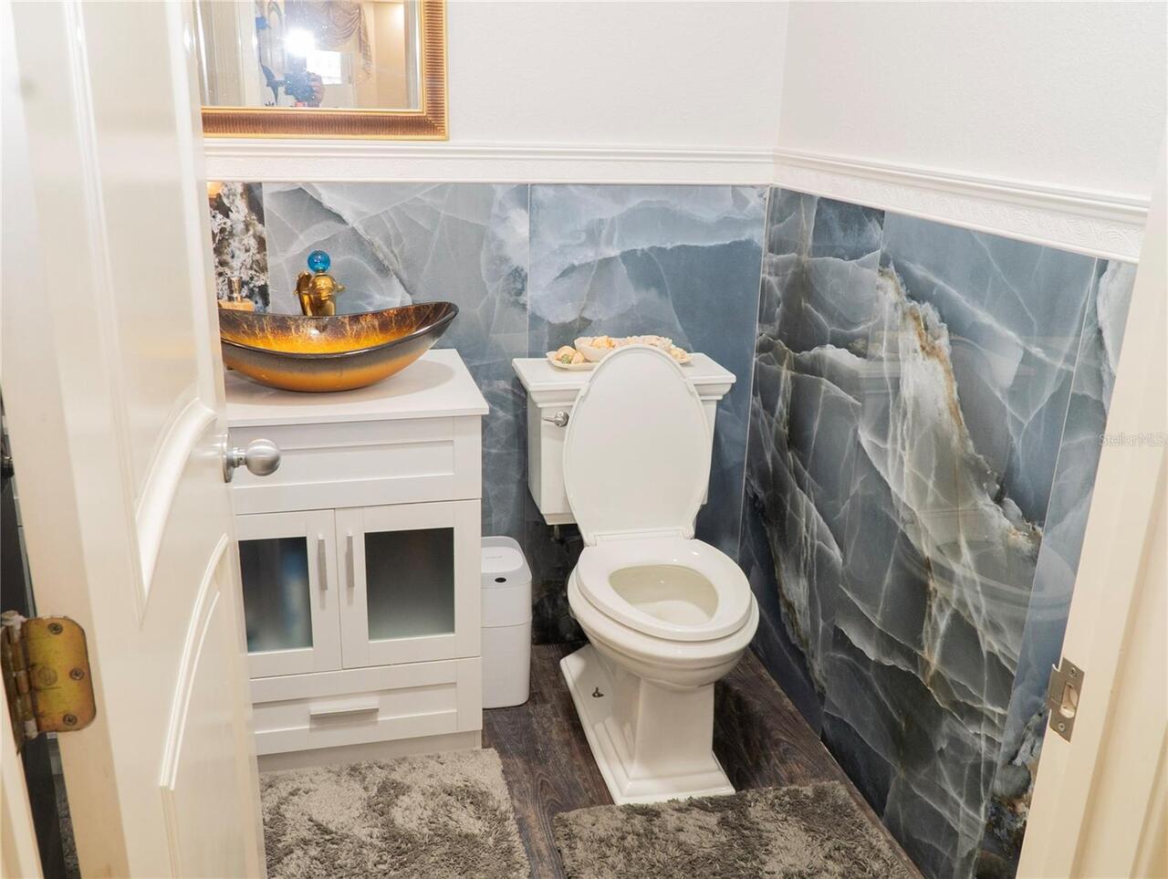 Listing Photo 12