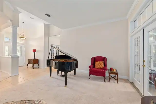 Listing Photo 14