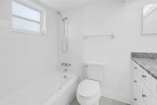 Listing Photo 33