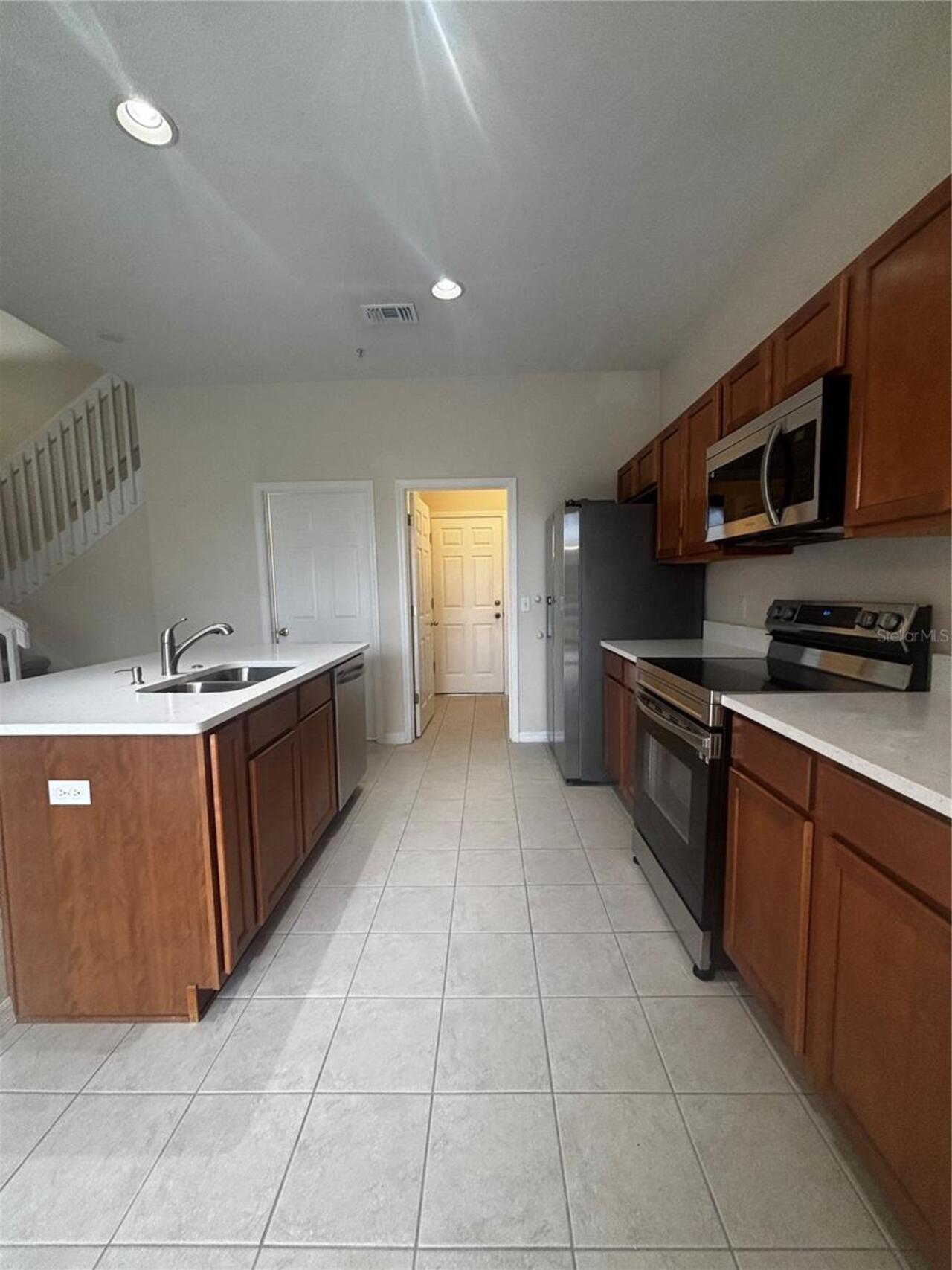 Listing Photo 7
